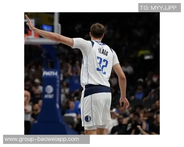 基德赞弗拉格持球组织能力出色赛场阅读比赛表现令人印象深刻